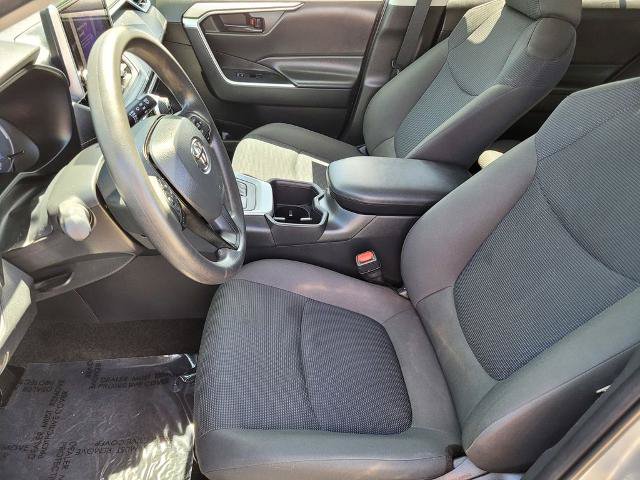 Used 2024 Toyota RAV4 LE AWD/4WD image 16