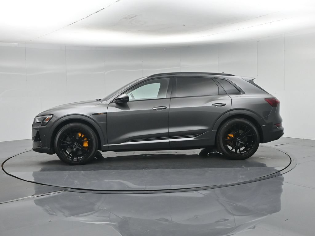Used 2022 Audi e-tron Chronos w/ Chronos Package AWD/4WD image 34