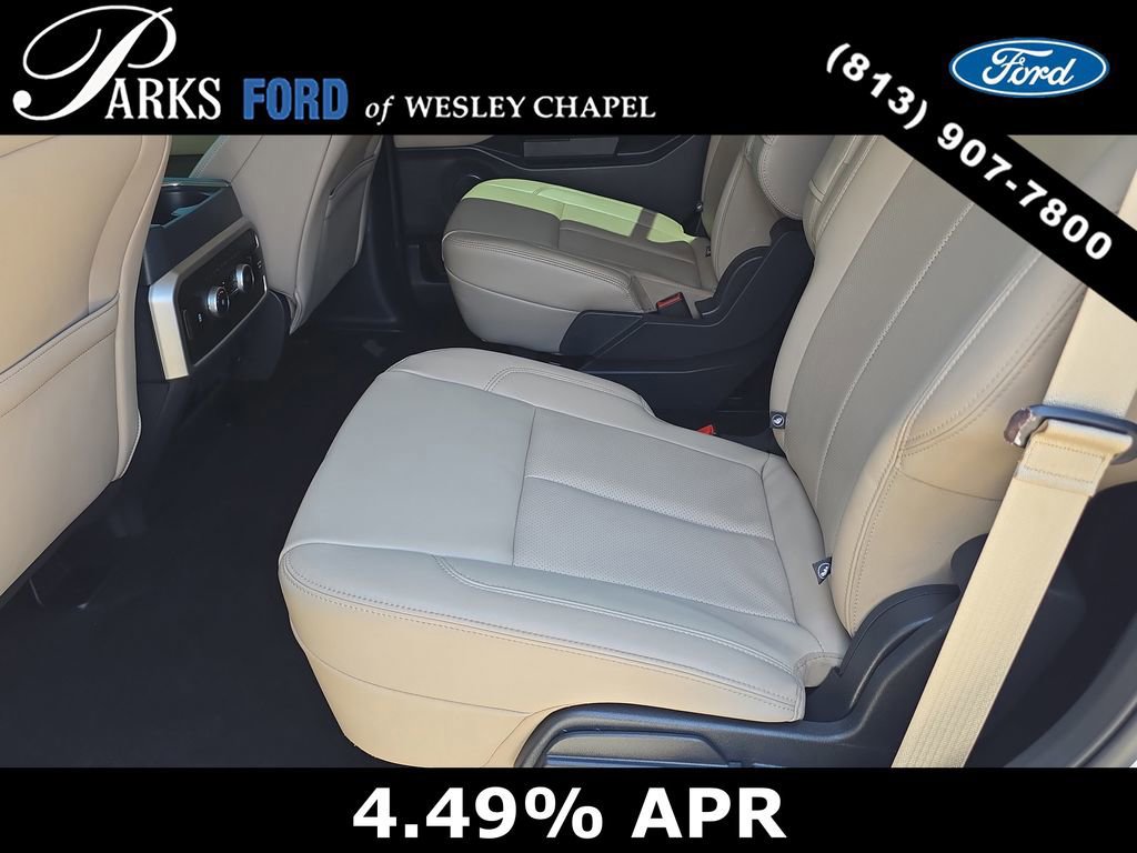 Certified 2023 Ford Expedition XLT image 15