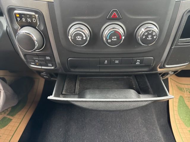 Used 2024 RAM 1500 Classic Warlock image 25