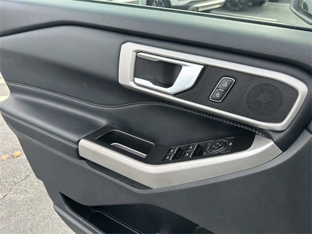 Certified 2022 Ford Explorer XLT image 30