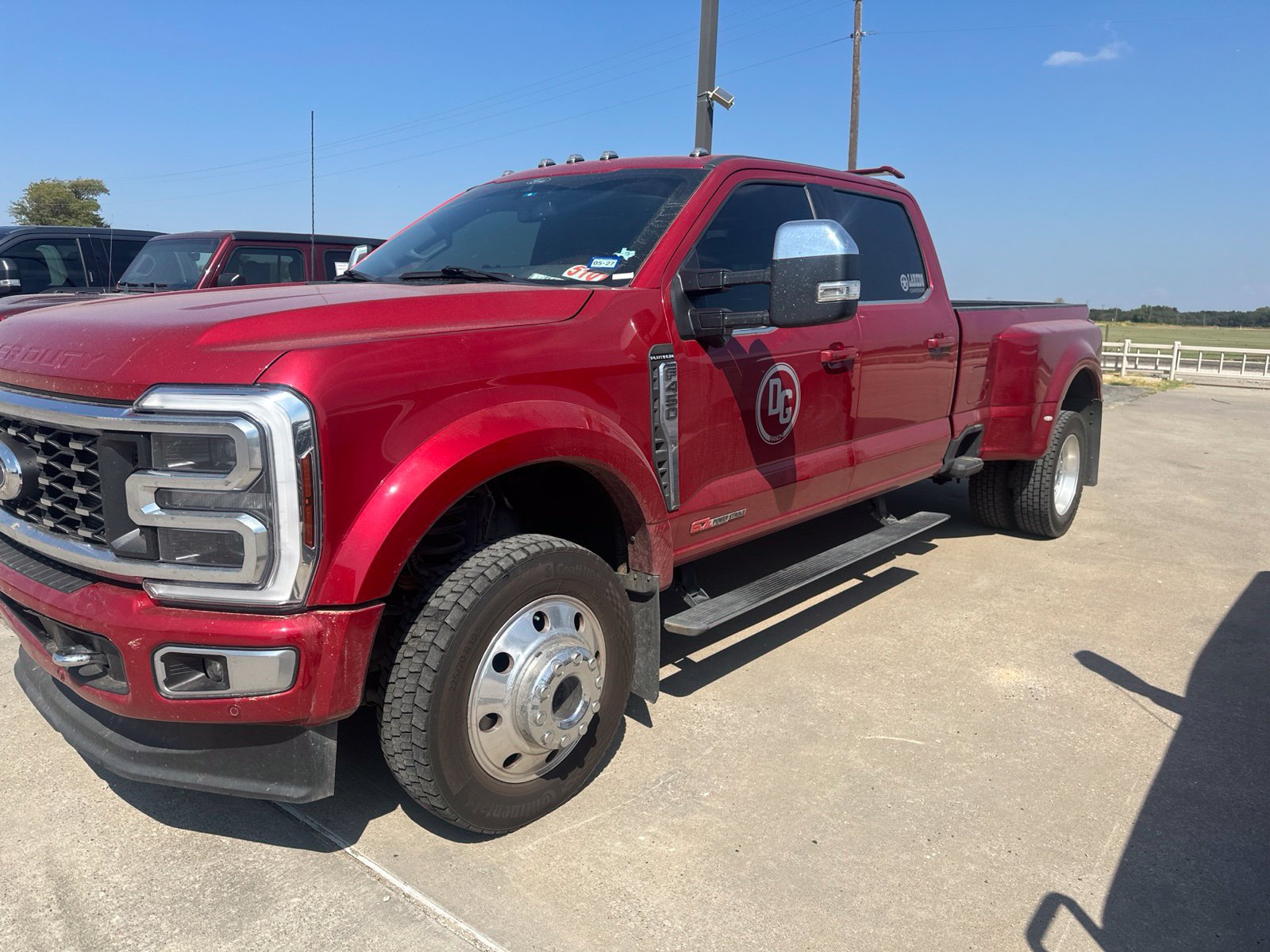 Certified 2024 Ford F450 Platinum w/ FX4 Off-Road Package AWD/4WD image 2