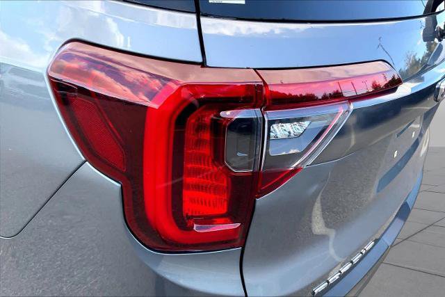 Used 2022 GMC Acadia AT4 w/ LPO, Cargo Package AWD/4WD image 28