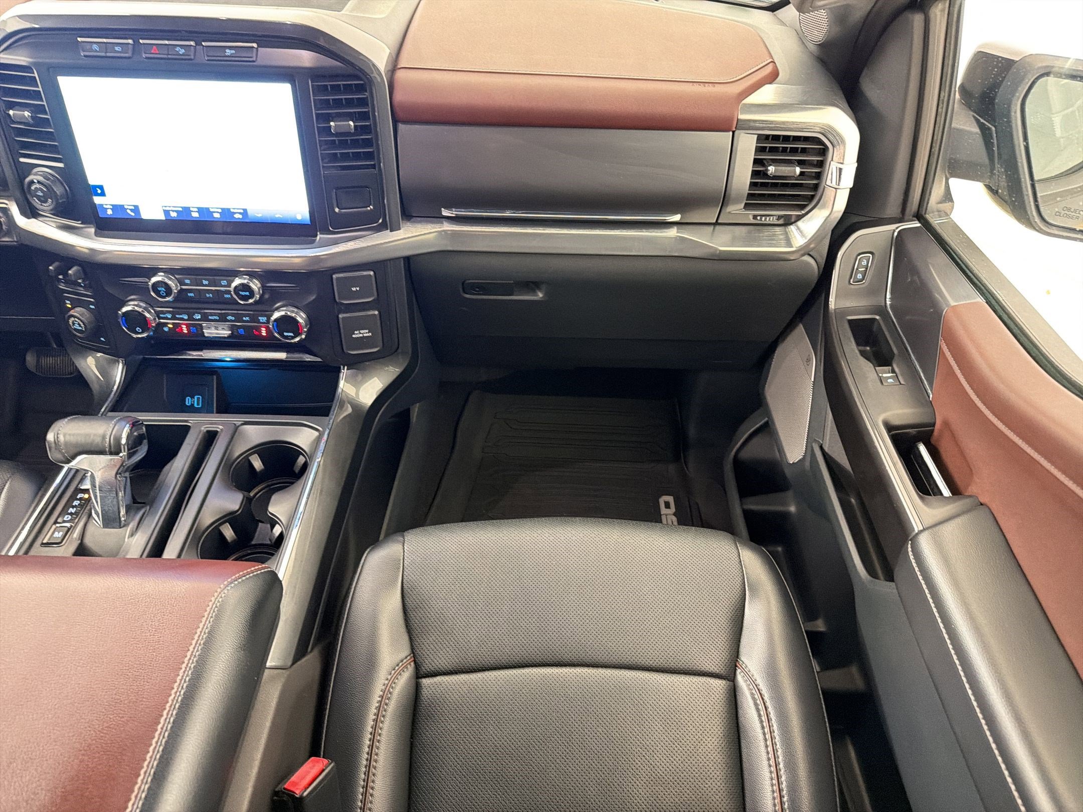 Certified 2021 Ford F150 Lariat w/ Equipment Group 502A High image 26