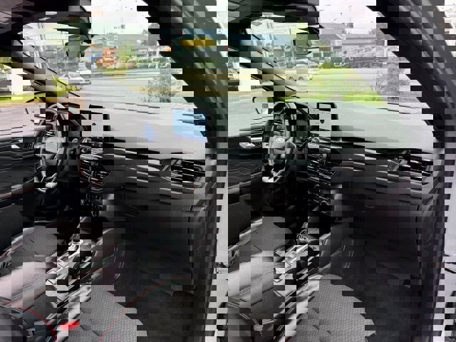 Certified 2024 Ford Escape ST-Line image 21