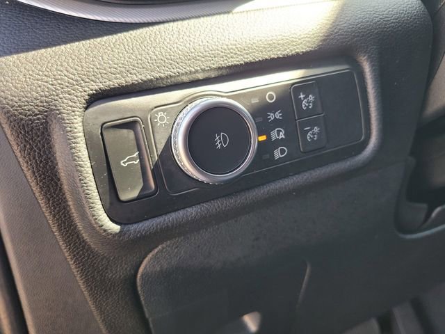 Certified 2022 Ford Explorer XLT w/ Equipment Group 202A image 17