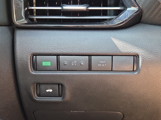 Used 2022 Nissan Sentra SR w/ SR Premium Package FWD image 25
