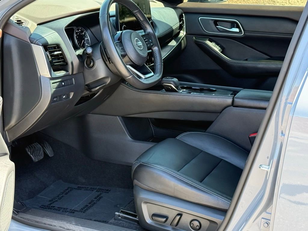 Used 2021 Nissan Rogue SL w/ Premium Package FWD image 6