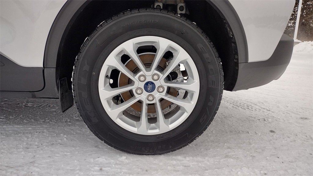 Certified 2020 Ford Escape SE image 9