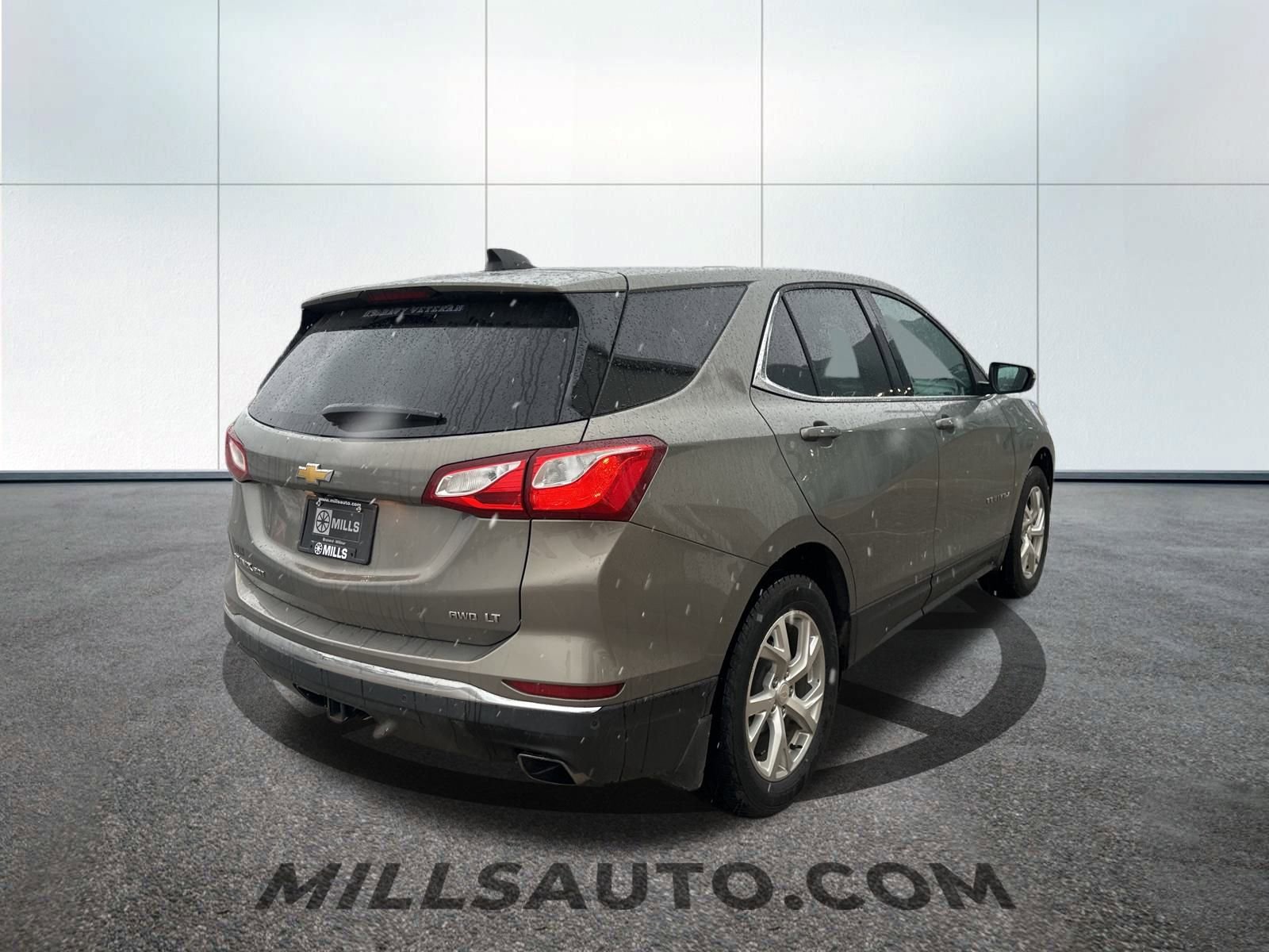 Used 2018 Chevrolet Equinox LT image 5