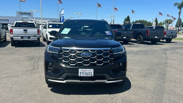 Certified 2025 Ford Explorer Platinum w/ Ultimate Package AWD/4WD image 9