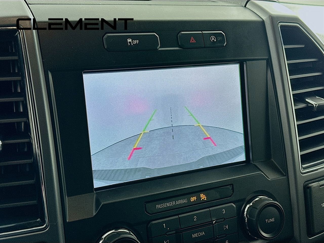 Certified 2019 Ford F150 XLT w/ Equipment Group 302A Luxury image 20