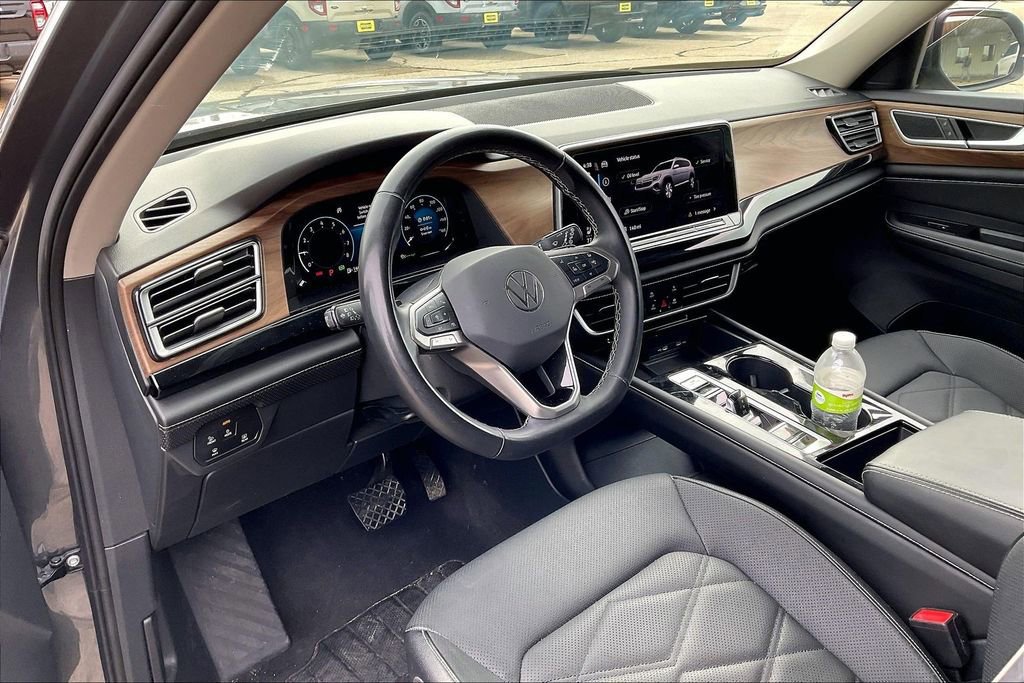 Used 2024 Volkswagen Atlas SE image 7