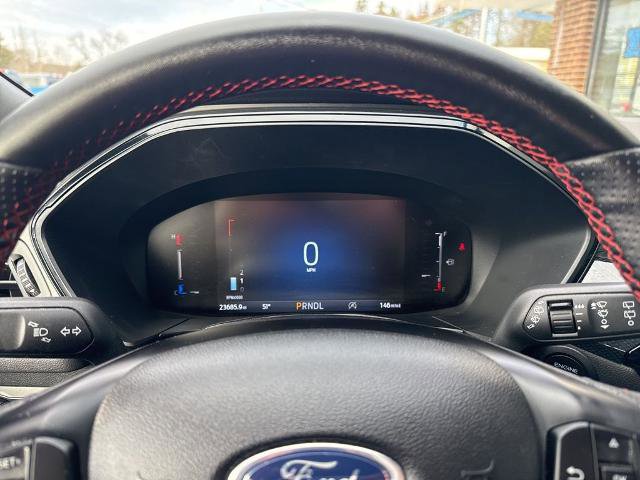 Certified 2025 Ford Escape ST-Line Select image 9