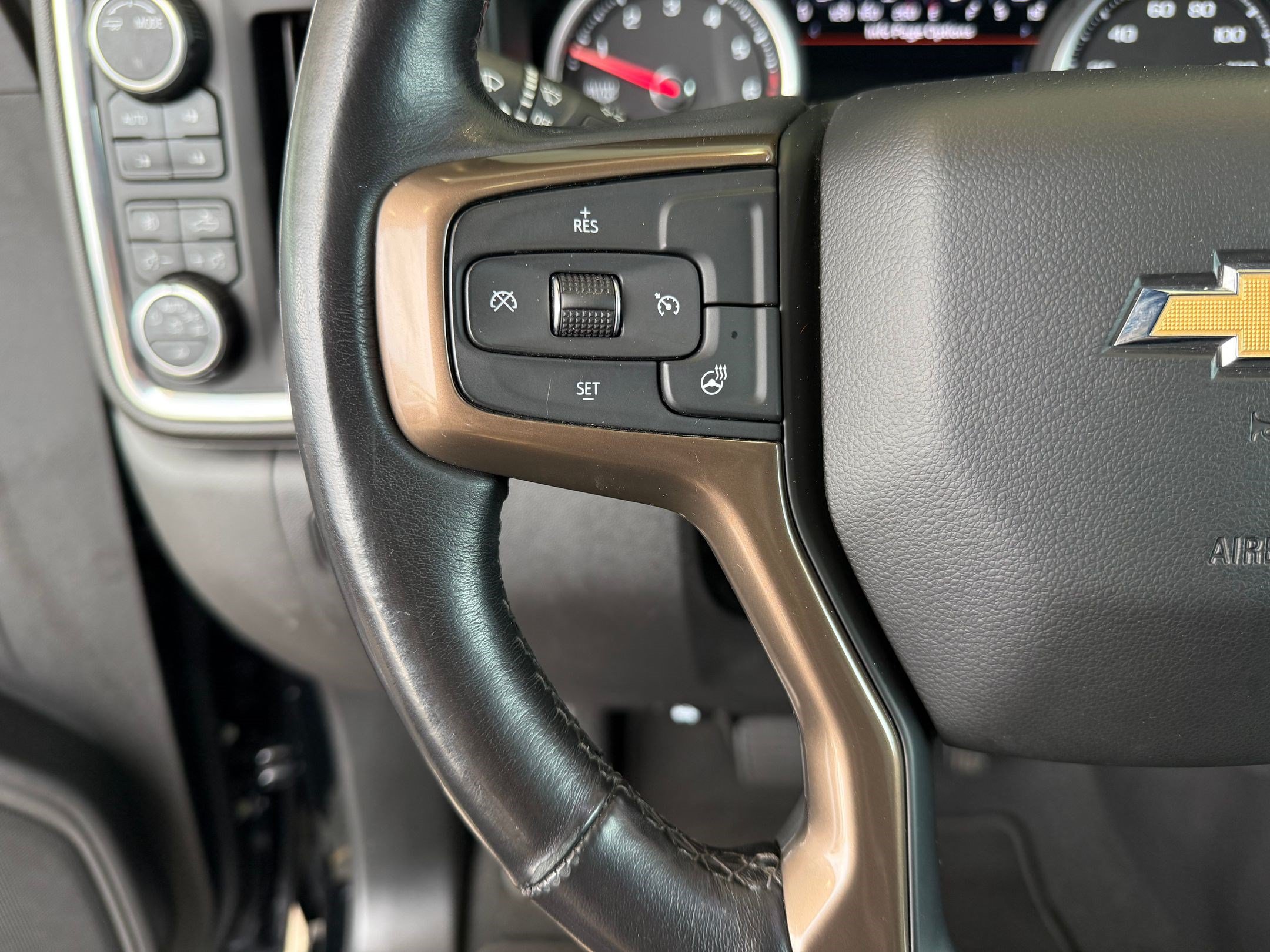 Used 2021 Chevrolet Silverado 1500 High Country AWD/4WD image 17