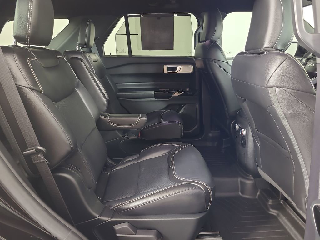Certified 2022 Ford Explorer ST w/ Equipment Group 401A AWD/4WD image 24