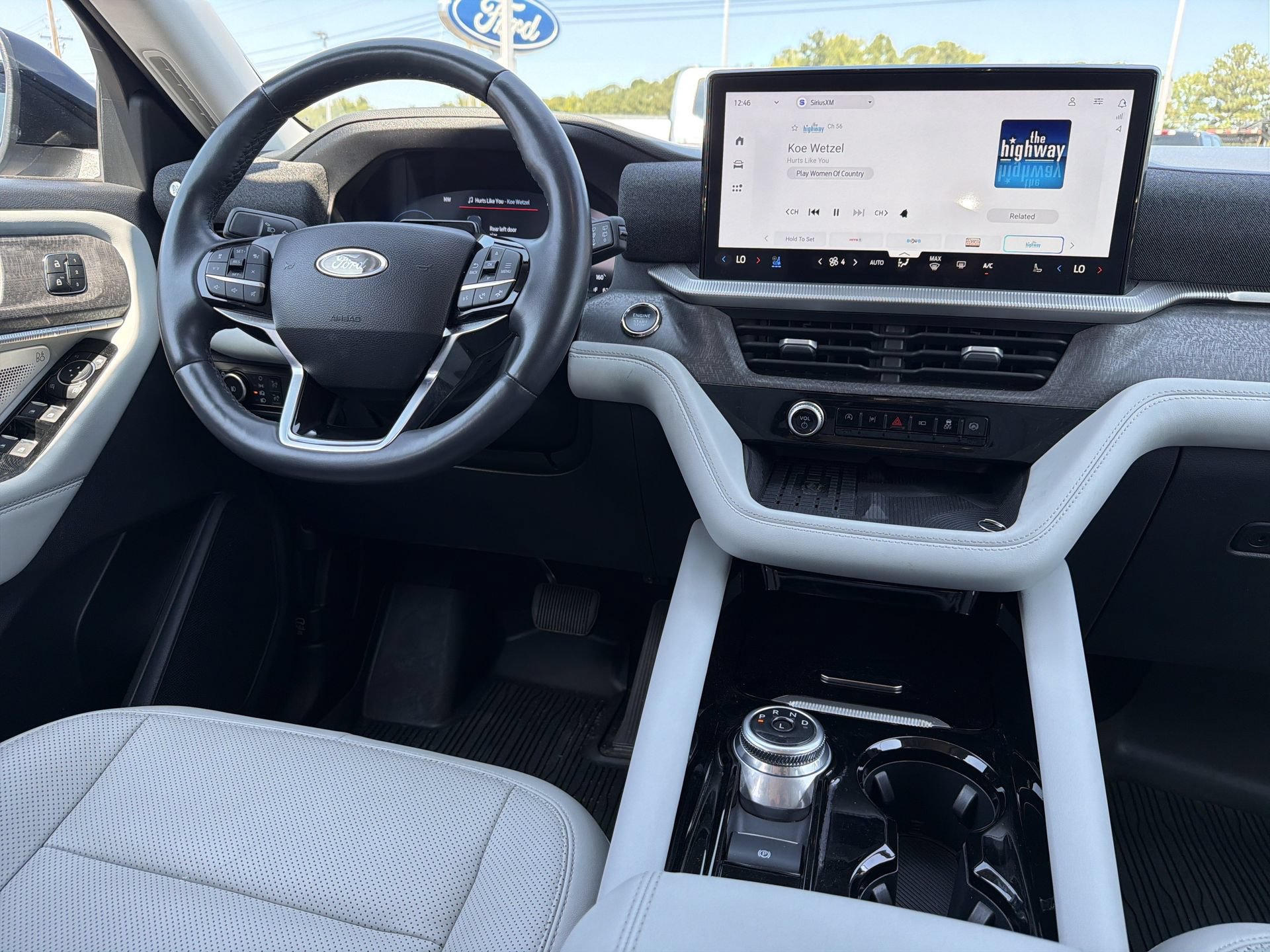 Certified 2025 Ford Explorer Platinum w/ Ultimate Package RWD image 3