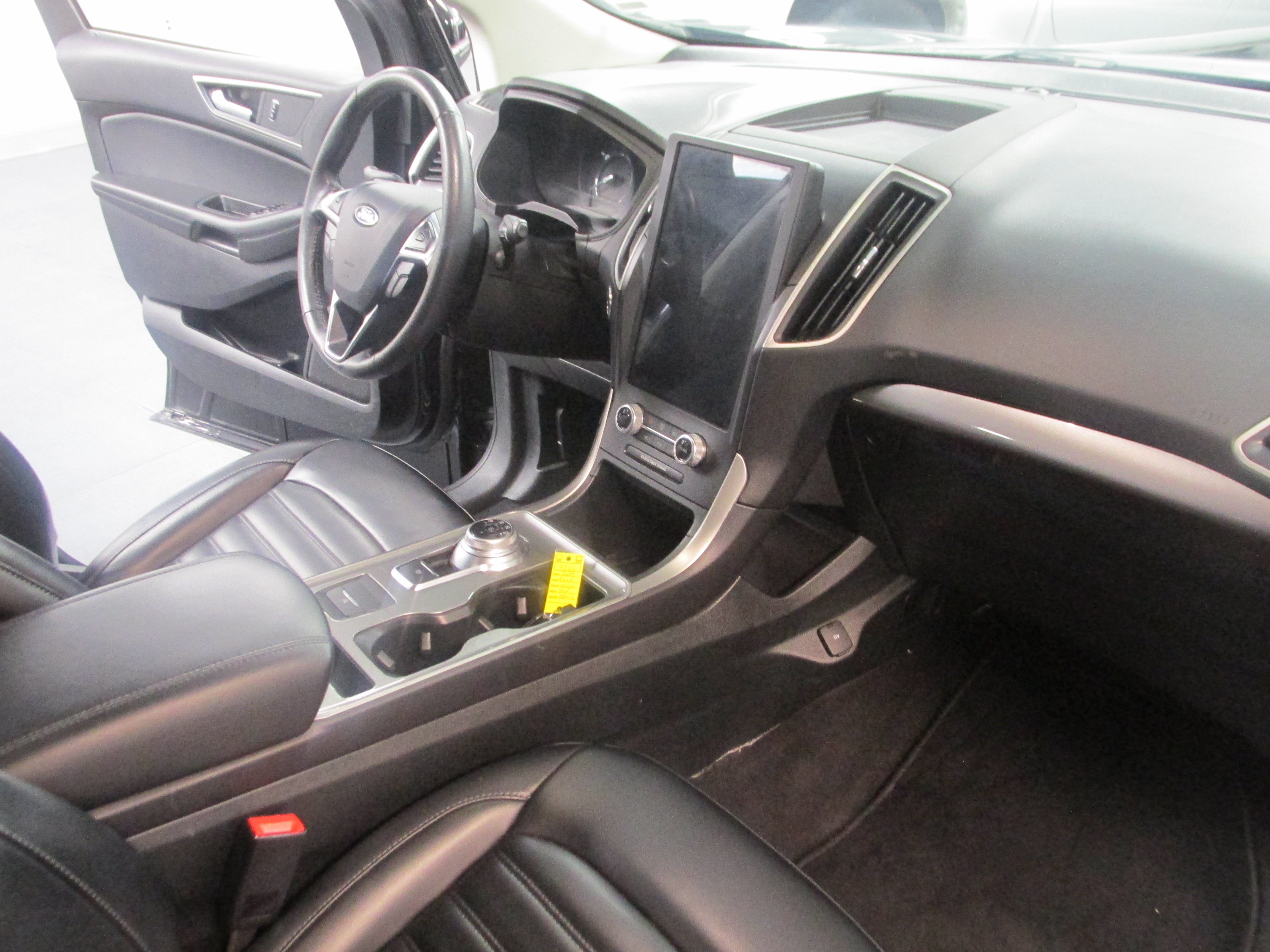 Certified 2024 Ford Edge SEL AWD/4WD image 25