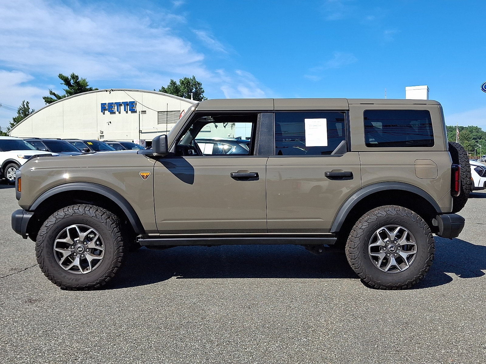 Certified 2025 Ford Bronco Badlands AWD/4WD image 7