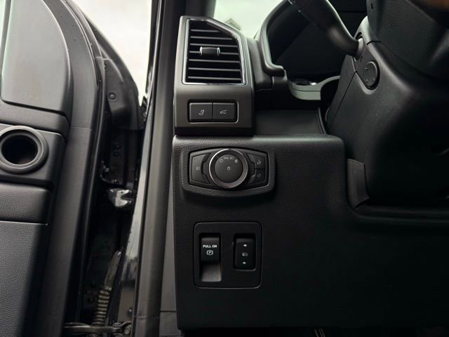 Certified 2019 Ford Expedition Max Limited AWD/4WD image 28