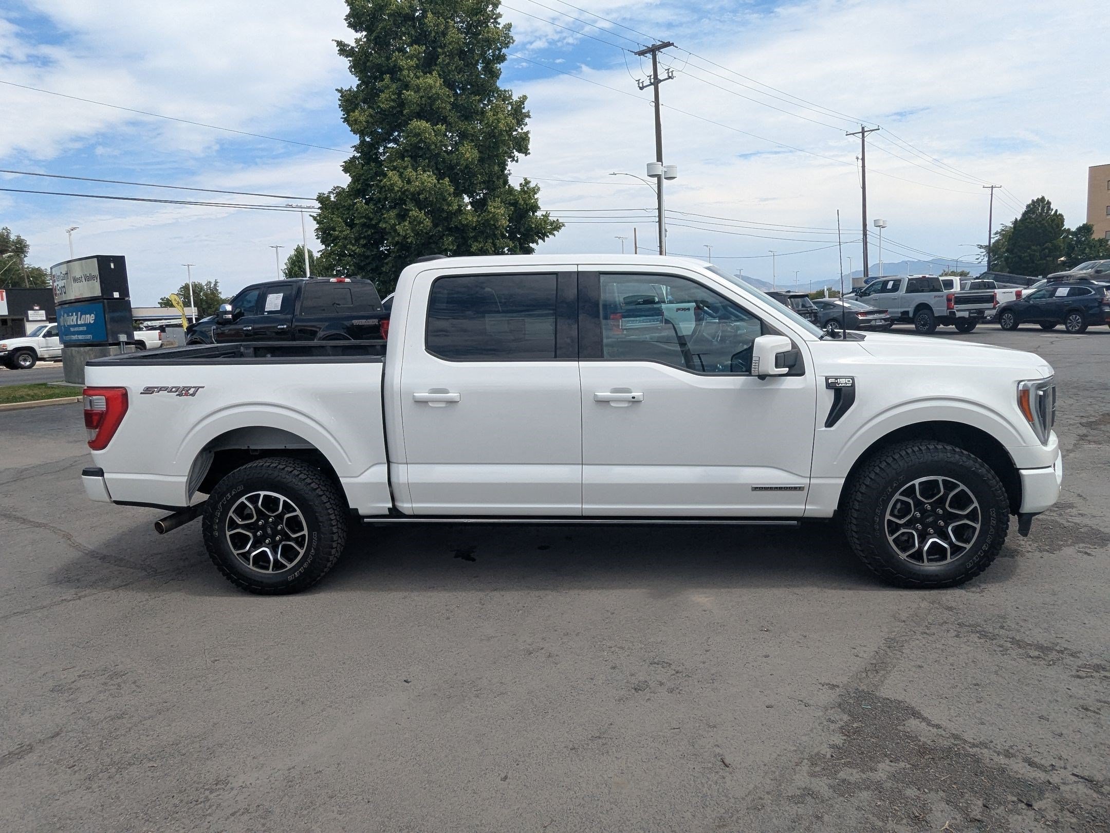 Certified 2022 Ford F150 Lariat w/ Equipment Group 502A High AWD/4WD image 2