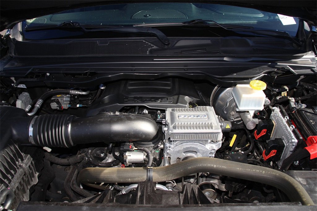 Used 2021 RAM 1500 Laramie image 30