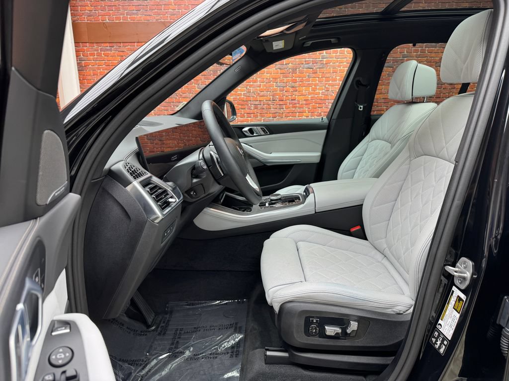 Used 2026 BMW X5 xDrive40i AWD/4WD image 23