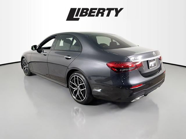 Used 2021 Mercedes-Benz E 350 4MATIC Sedan image 3