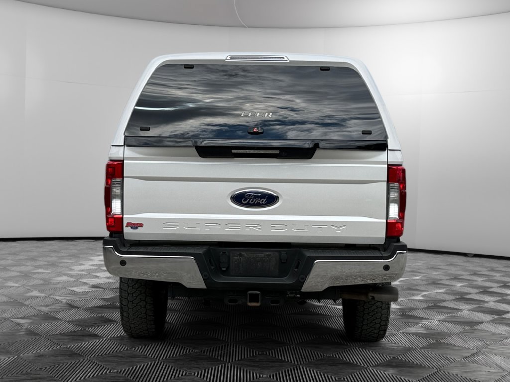 Certified 2018 Ford F250 Lariat w/ Lariat Ultimate Package AWD/4WD image 4