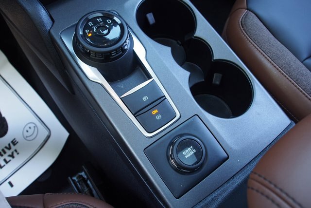 Certified 2025 Ford Bronco Sport Outer Banks w/ Outer Banks Tech Package+ AWD/4WD image 24
