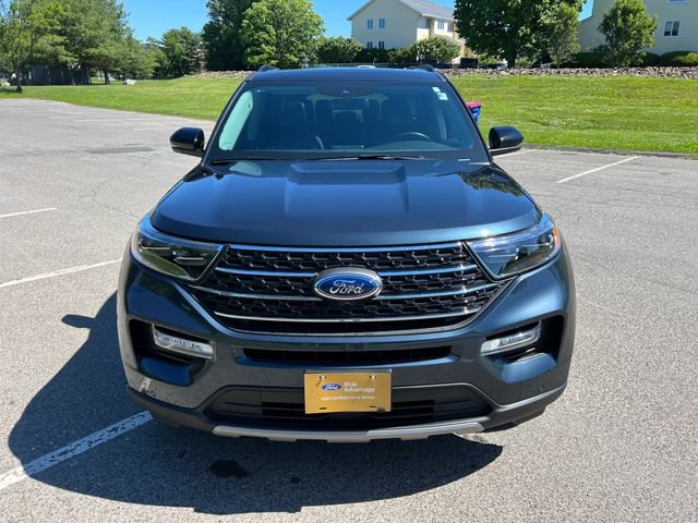Certified 2024 Ford Explorer XLT w/ Equipment Group 202A AWD/4WD image 3