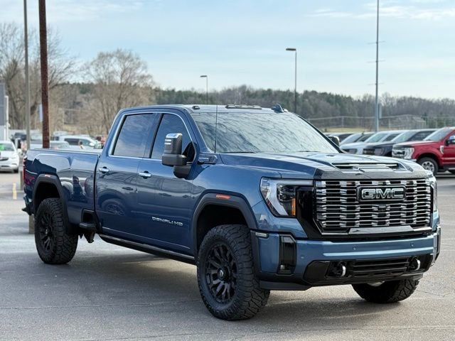 Used 2025 GMC Sierra 3500 Denali Ultimate AWD/4WD image 39