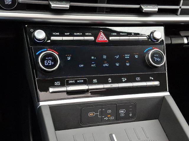 Used 2025 Hyundai Santa Fe XRT image 13