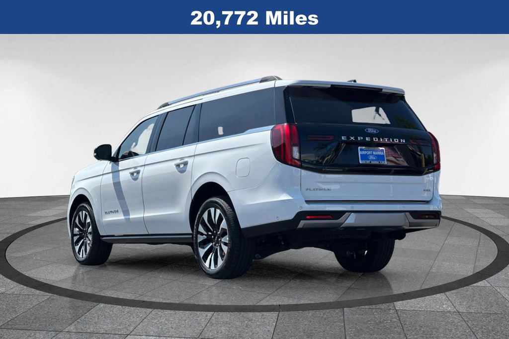 Certified 2025 Ford Expedition Max Platinum w/ Driver's Package AWD/4WD image 8