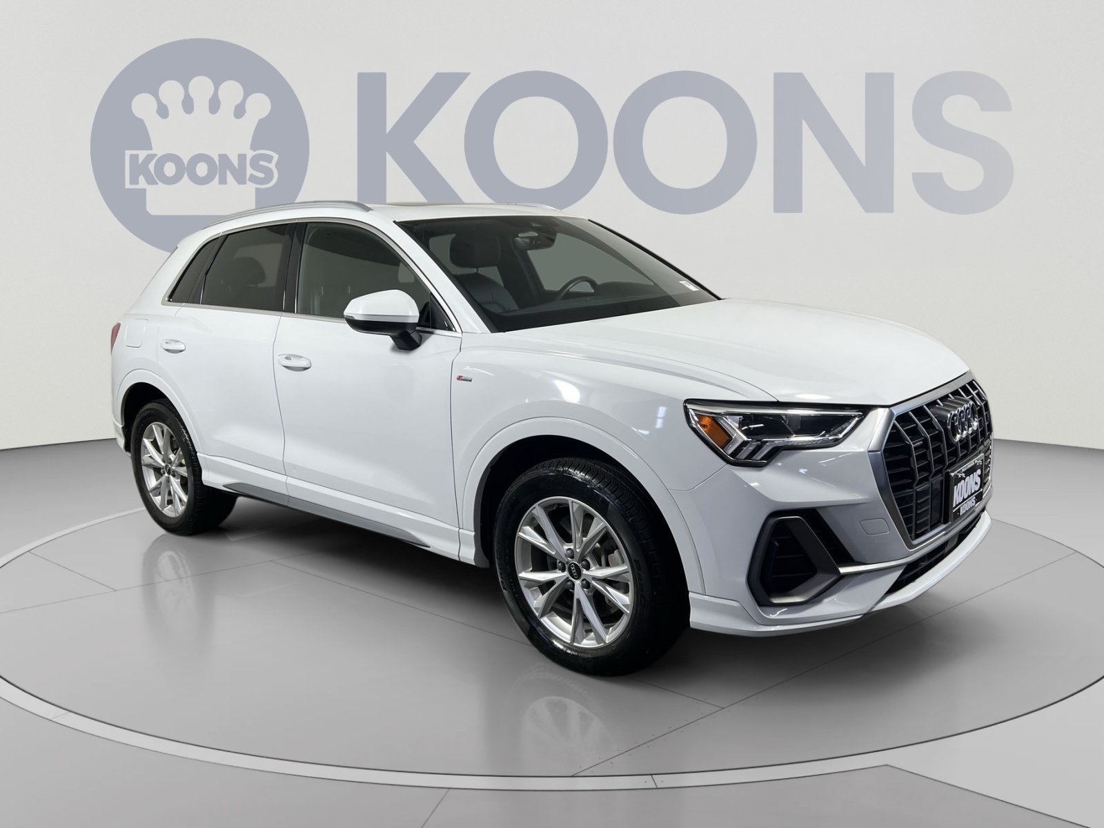 Used 2023 Audi Q3 2.0T Premium Plus AWD/4WD image 2