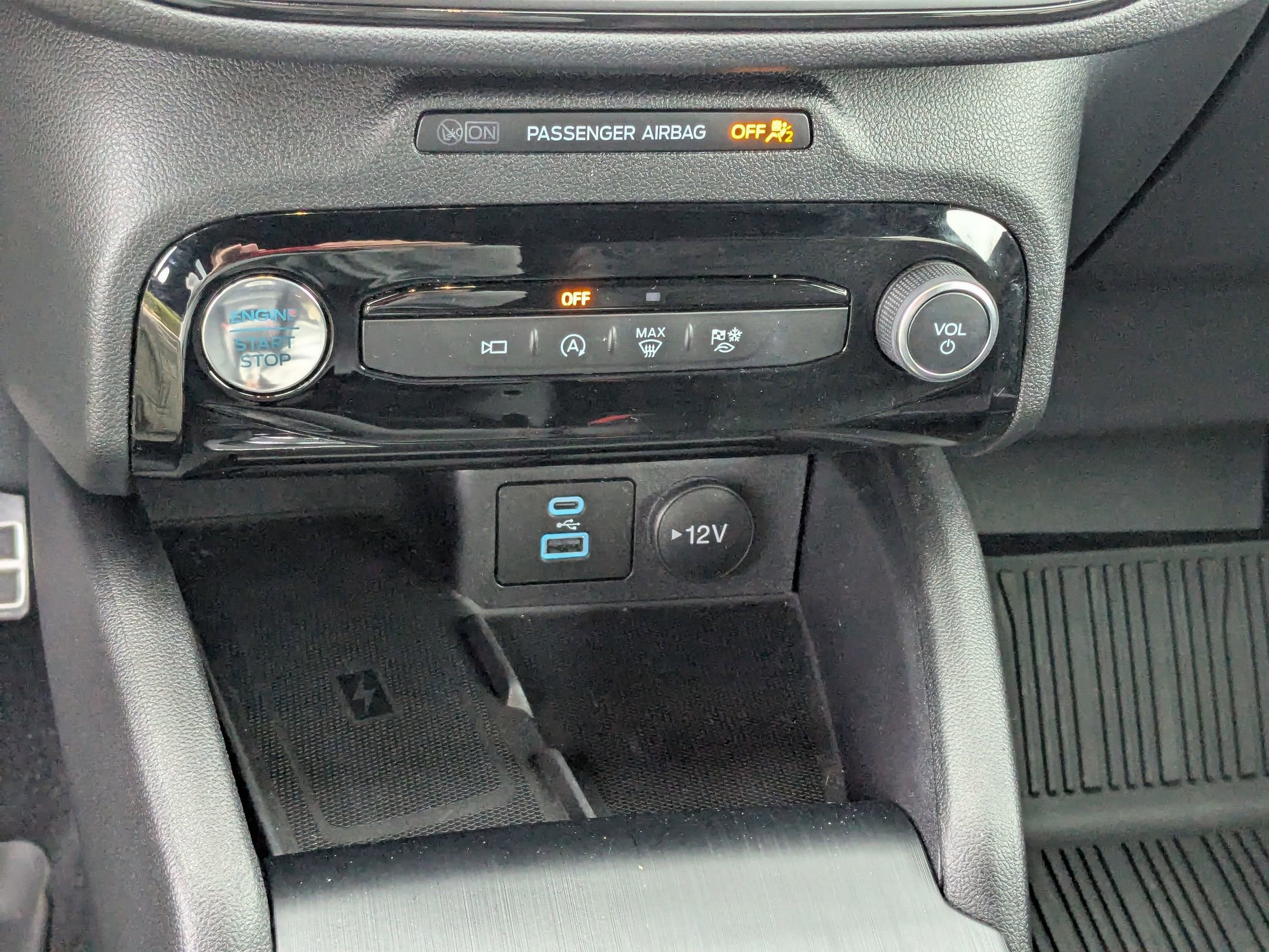 Certified 2023 Ford Escape ST-Line Select w/ Tech Pack #2 image 26