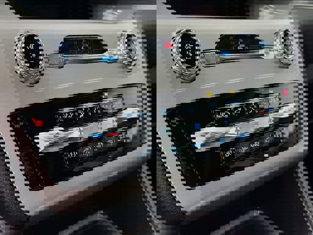 Certified 2024 Ford Explorer XLT image 17