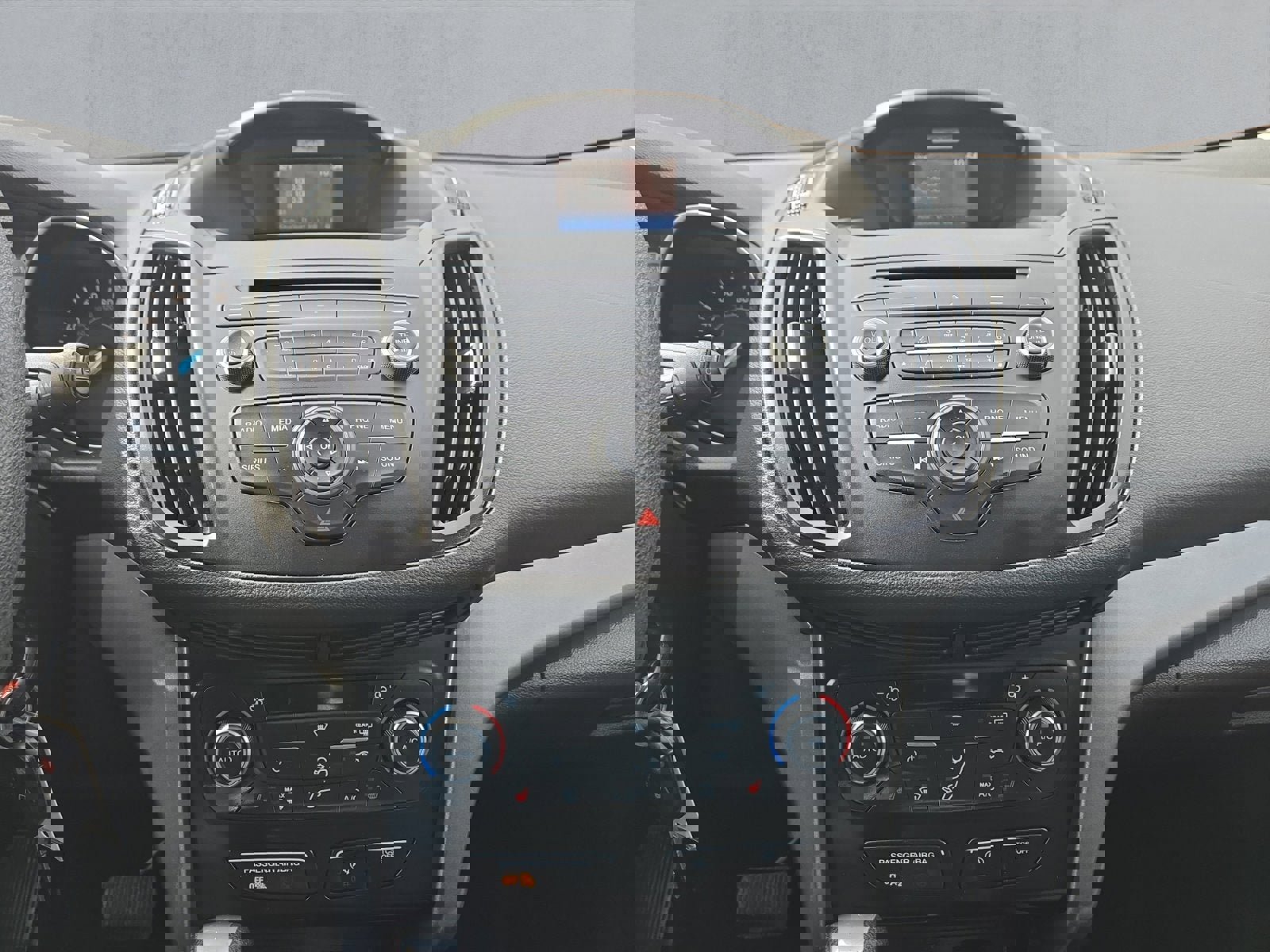 Certified 2017 Ford Escape SE w/ SE Cold Weather Package image 17