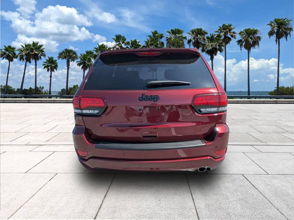Used 2022 Jeep Grand Cherokee Laredo X RWD image 4