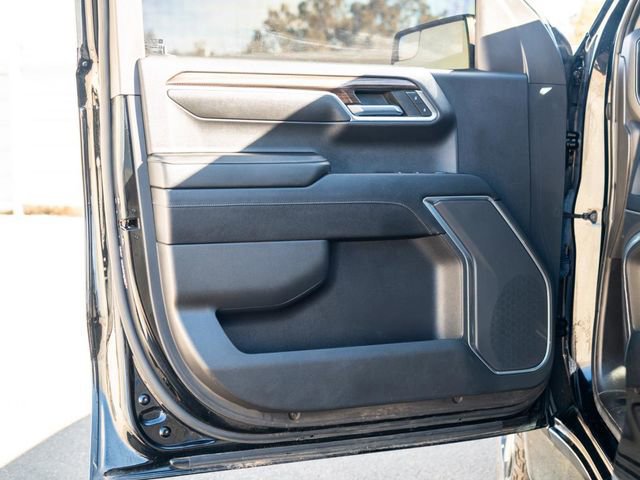 Used 2023 Chevrolet Silverado 1500 LT Trail Boss image 14