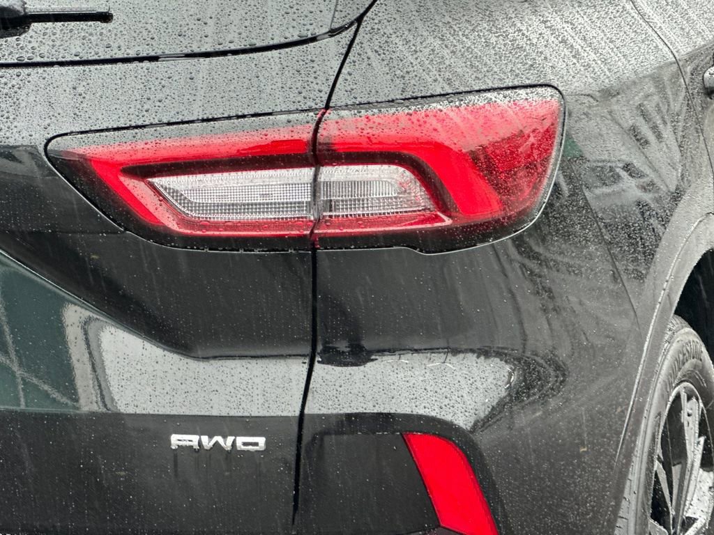 Certified 2024 Ford Escape ST-Line Elite w/ Premium Technology Package image 25