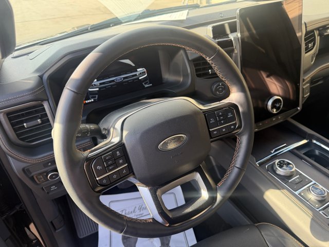 Certified 2024 Ford Expedition Platinum AWD/4WD image 9