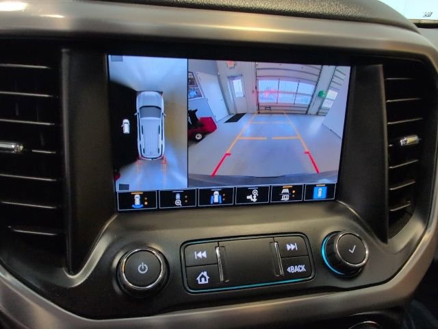 Used 2022 GMC Acadia AT4 image 27