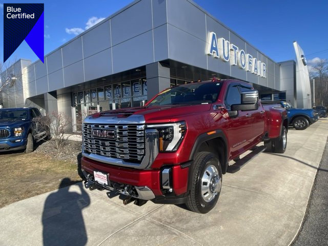 Used 2024 GMC Sierra 3500 Denali image 1