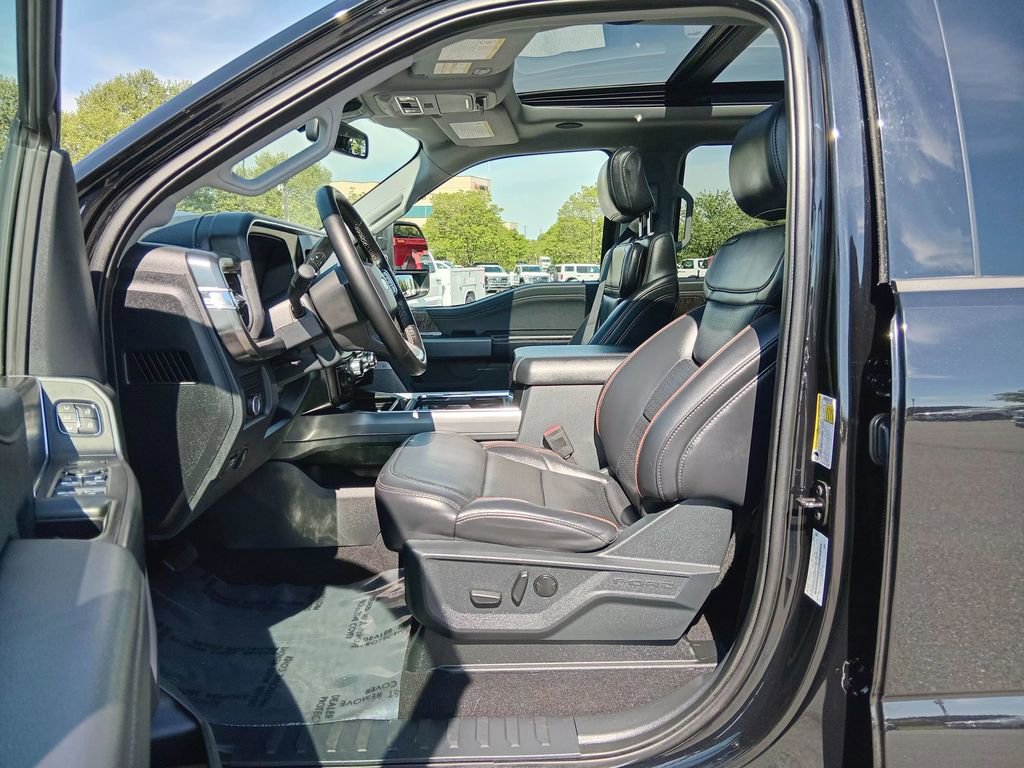 Certified 2025 Ford F350 Lariat w/ Lariat Ultimate Package AWD/4WD image 18
