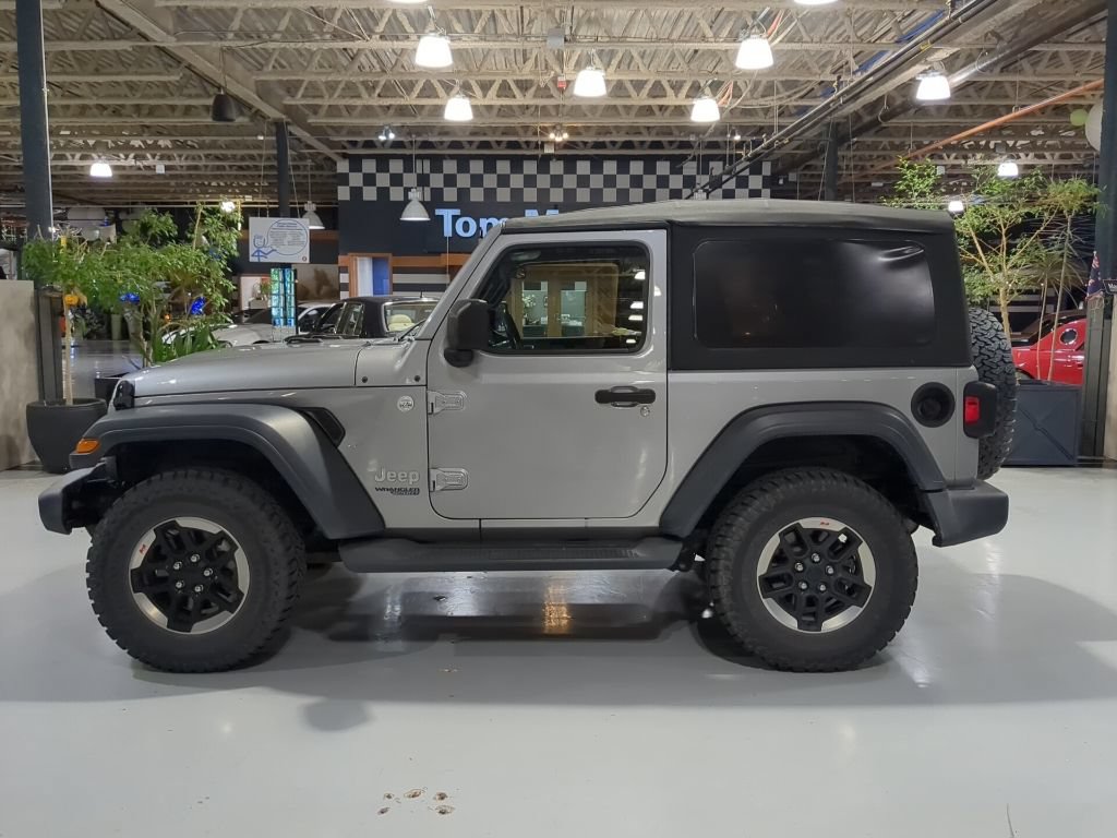 Used 2018 Jeep Wrangler Sport AWD/4WD image 11