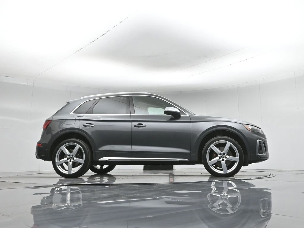 Used 2021 Audi SQ5 Premium w/ Convenience Package image 9