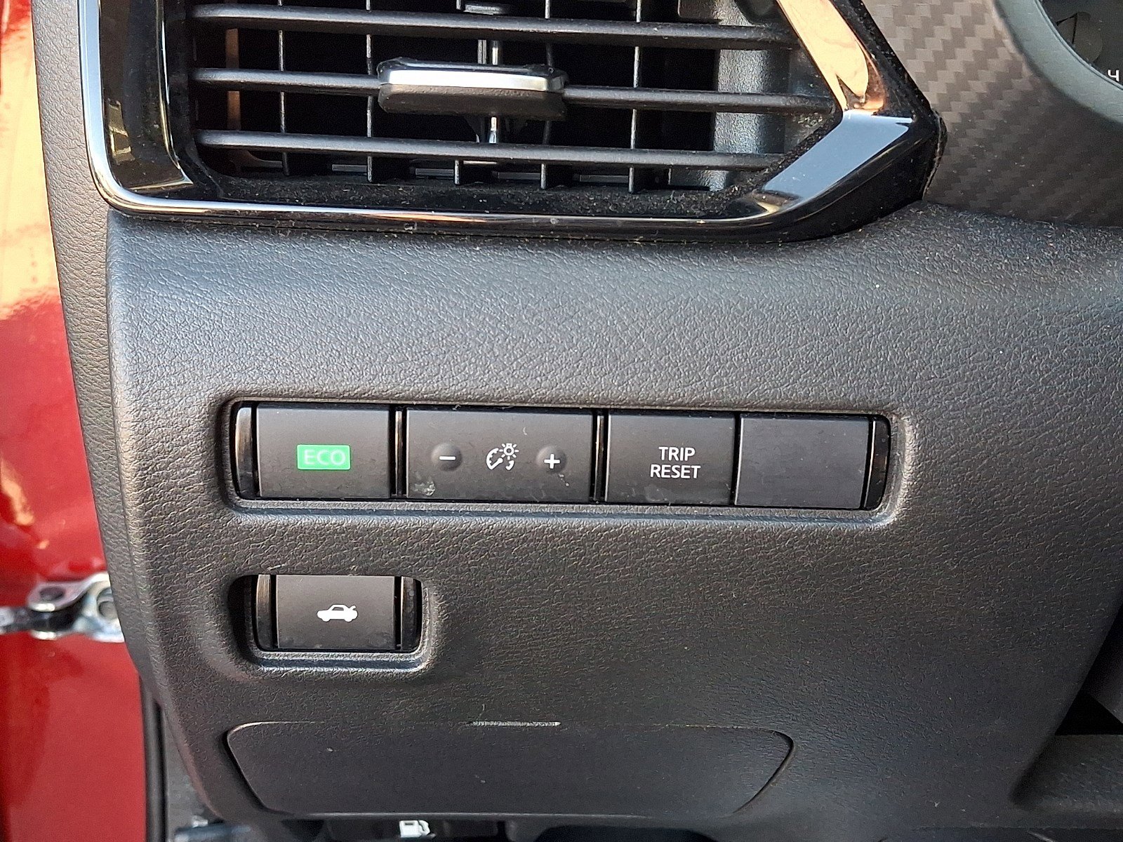 Used 2024 Nissan Sentra SV image 24