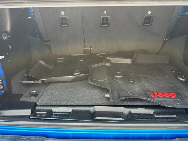 Used 2022 Jeep Wrangler Unlimited Sport AWD/4WD image 12