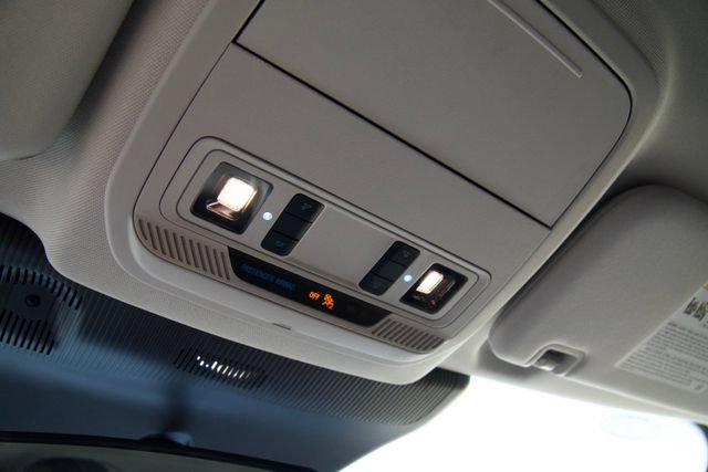 Certified 2025 Ford Explorer Active AWD/4WD image 24